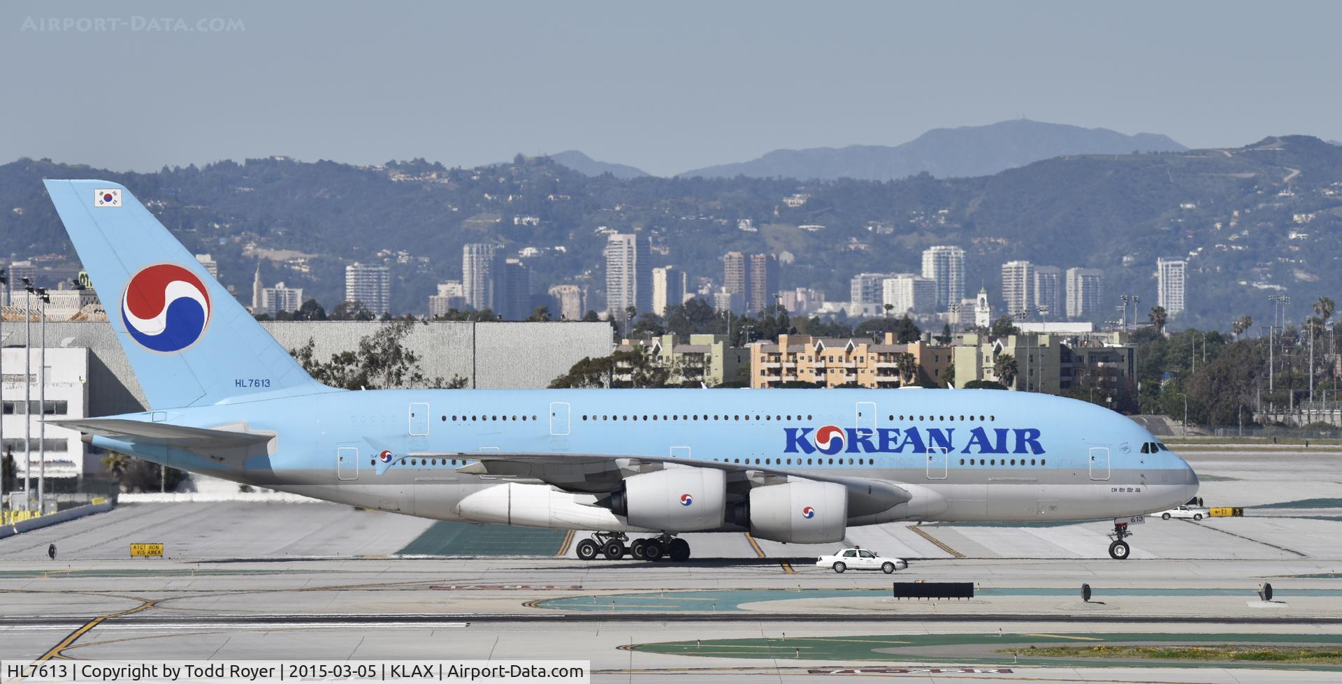 HL7613, 2010 Airbus A380-861 C/N 059, Taxiing to gate at LAX