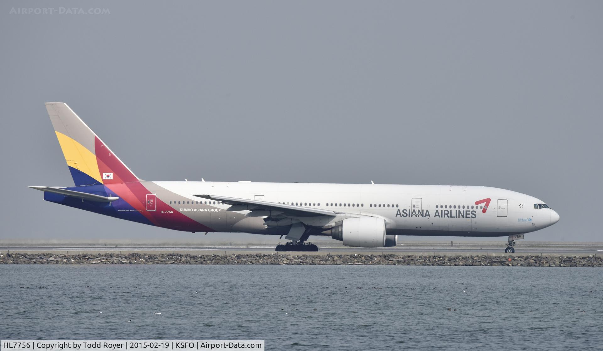 HL7756, Boeing 777-28E/ER C/N 30860/659, Taxiing for departure at SFO