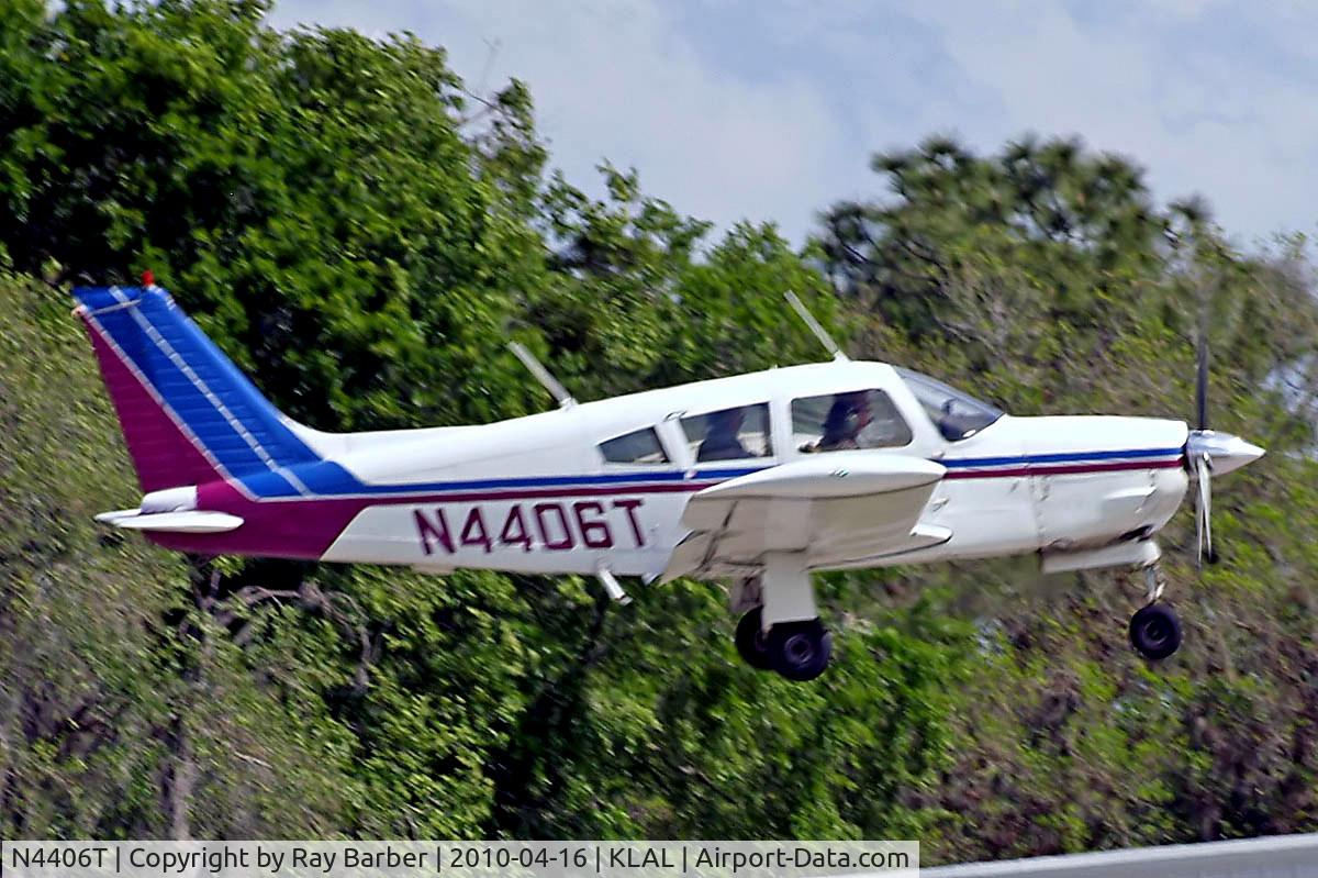 N4406T, 1972 Piper PA-28R-200 Cherokee Arrow C/N 28R-7235034, Piper PA-28R-200 Cherokee Arrow II [28R-7235034] Lakeland-Linder~N 16/04/2010