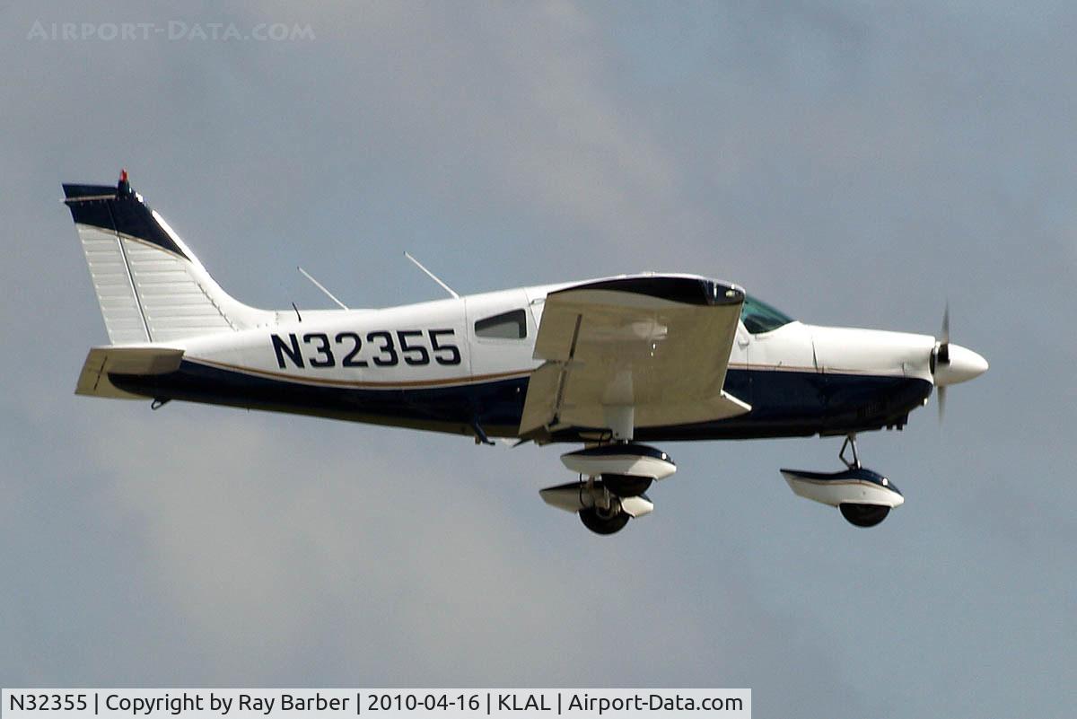 N32355, 1974 Piper PA-28-180 Cherokee C/N 28-7505053, Piper PA-28-180 Cherokee [28-7505053] Lakeland-Linder~N 16/04/2010