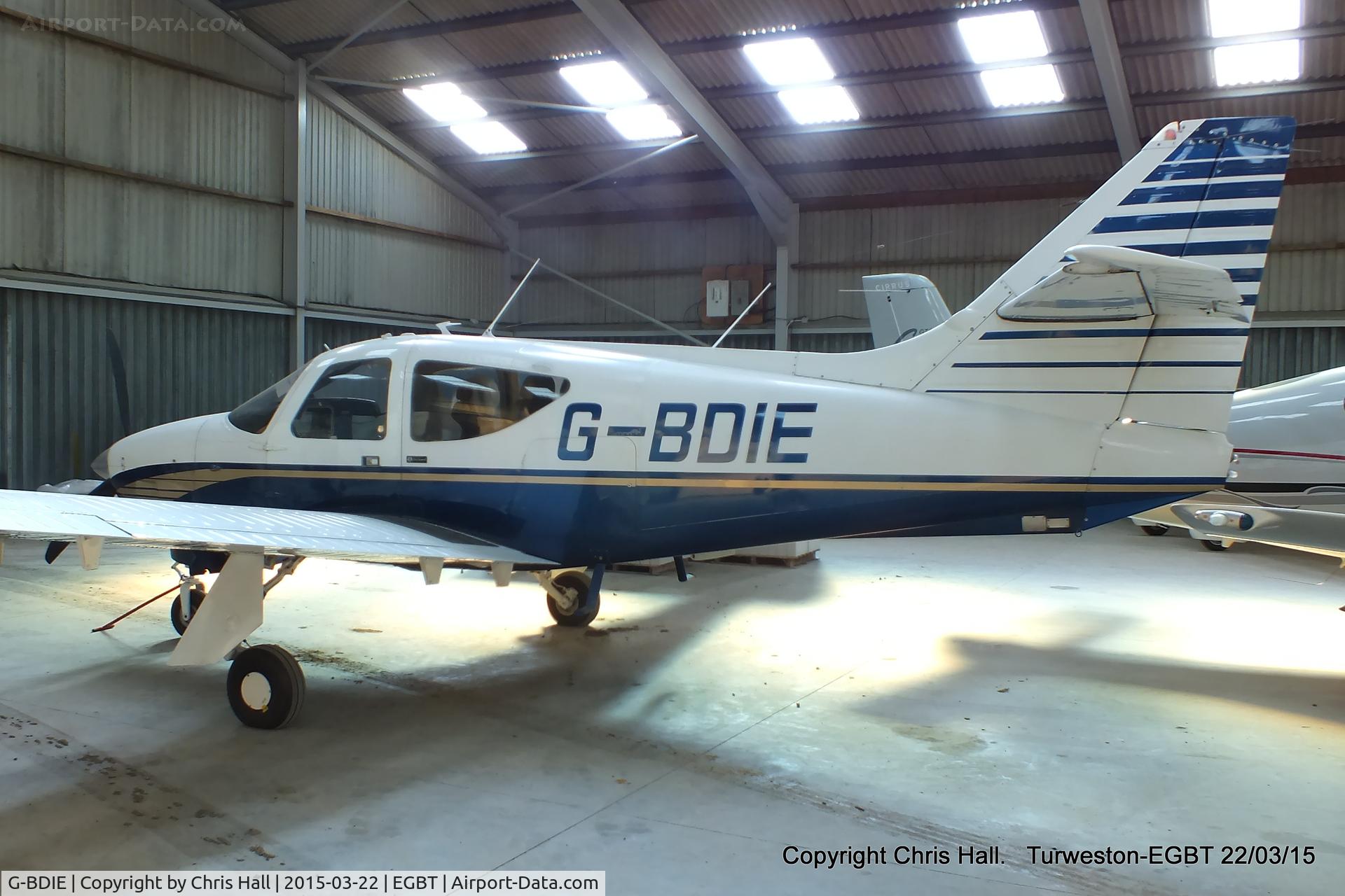 G-BDIE, 1975 Rockwell International 112 Commander C/N 342, at the Vintage Aircraft Club spring rally