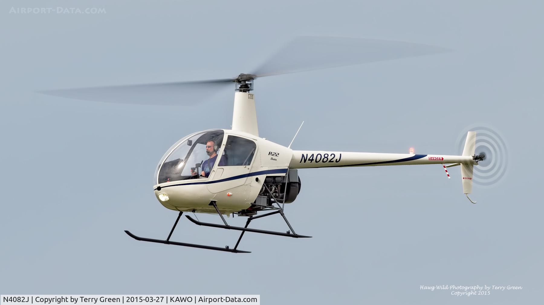 N4082J, 1991 Robinson R22 BETA C/N 1794, Landing on 16 @ Arlington Airport KAWO