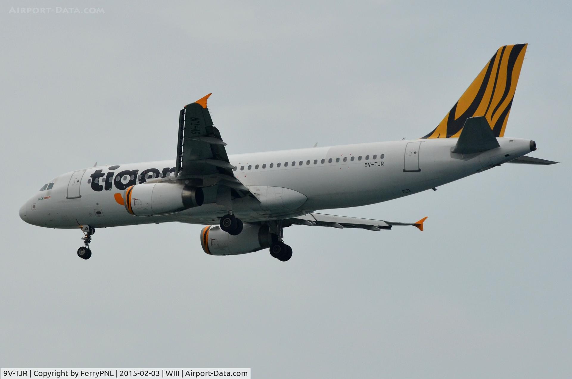9V-TJR, 2011 Airbus A320-232 C/N 4645, Tigerair A320 landing
