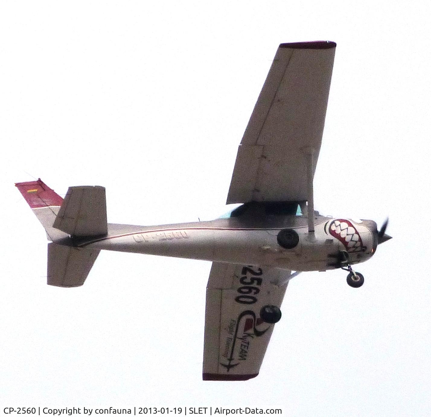 CP-2560, Cessna 152 C/N 15279942, Another 'menacing' paint of Sky Team trainers