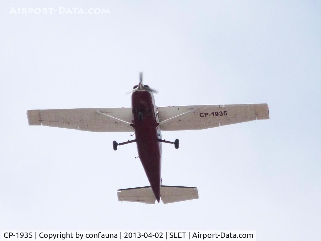 CP-1935, Cessna 207A Stationair 8 II C/N 20700785, Flying over Santa Cruz city
