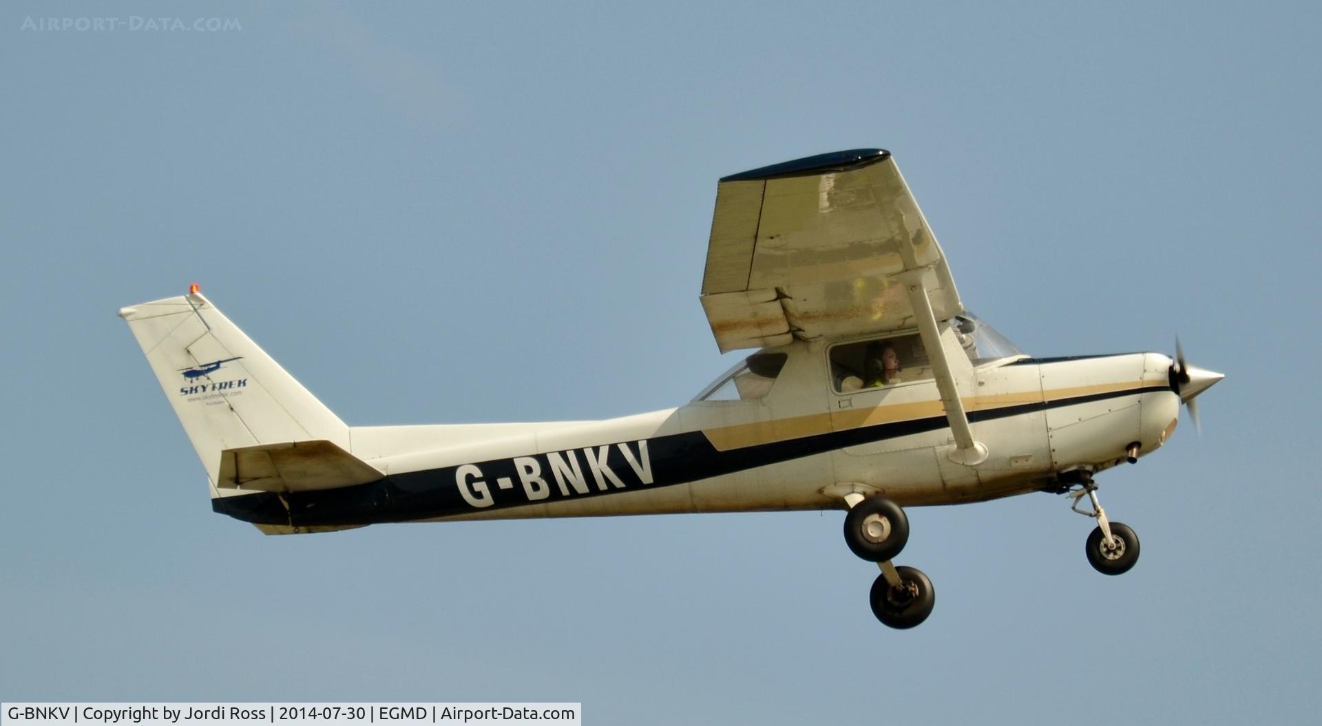 G-BNKV, 1979 Cessna 152 C/N 152-83079, Just afer take off from Lydd, heading back to Rochester
