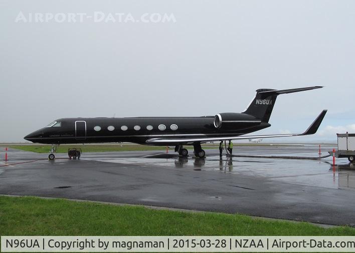 N96UA, Gulfstream Aerospace V-SP G550 C/N 5367, smart gulf - has done a few internal trips to Taupo but today left for Oz.