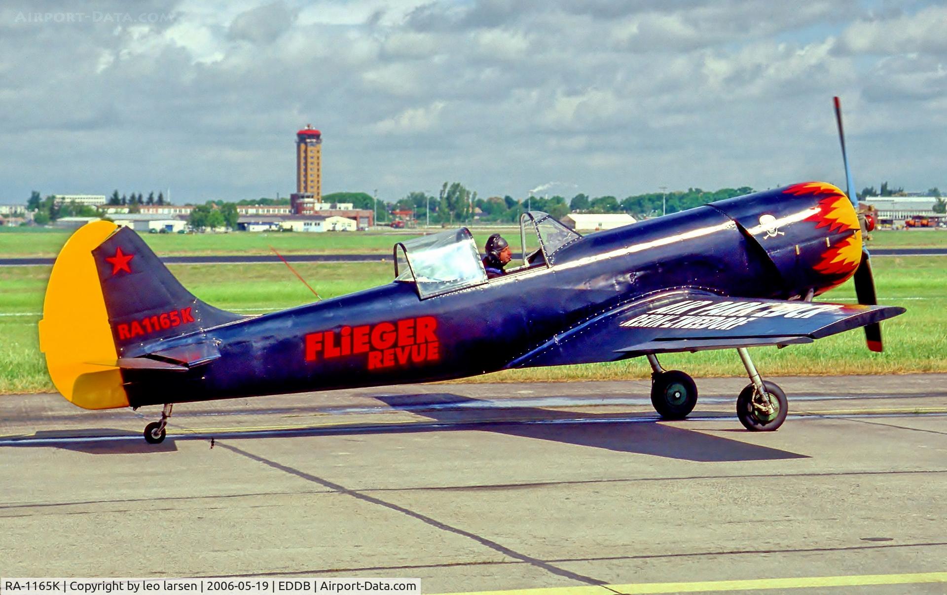 RA-1165K, Yakovlev Yak-50 C/N 822304, Berlin Air Show 19.5.06