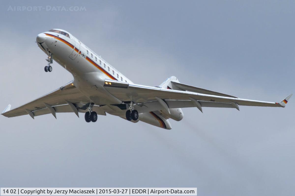 14 02, 2010 Bombardier BD-700-1A11 Global 5000 C/N 9404, Bombardier BD-700-1A11