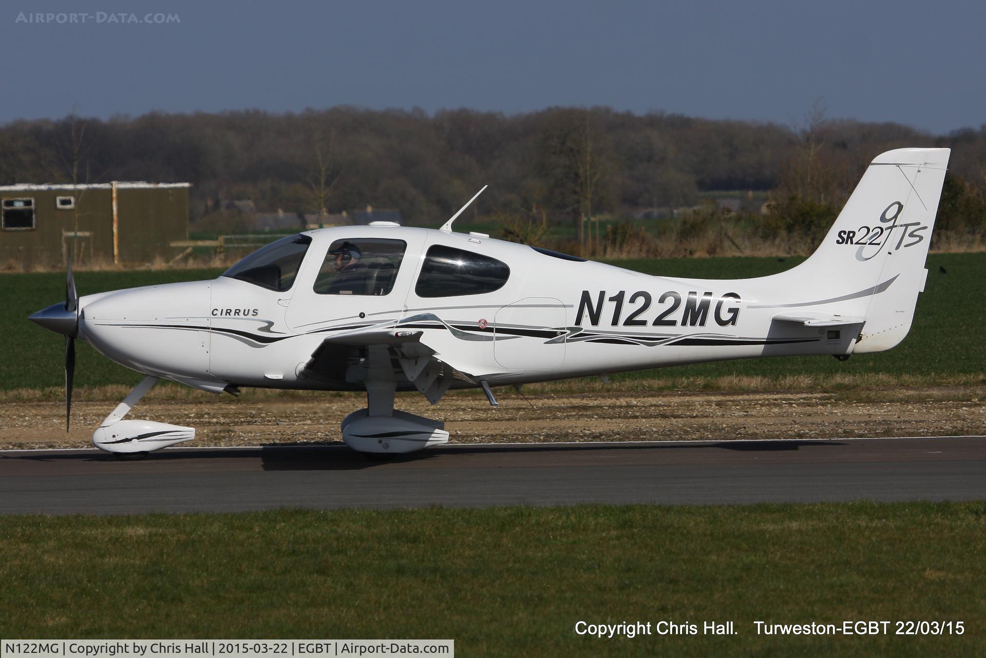 N122MG, 2005 Cirrus SR22 GTS C/N 1250, at the Vintage Aircraft Club spring rally