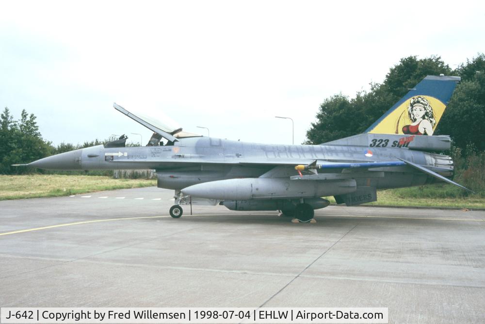 J-642, Fokker F-16A Fighting Falcon C/N GD-74, 323SQ
