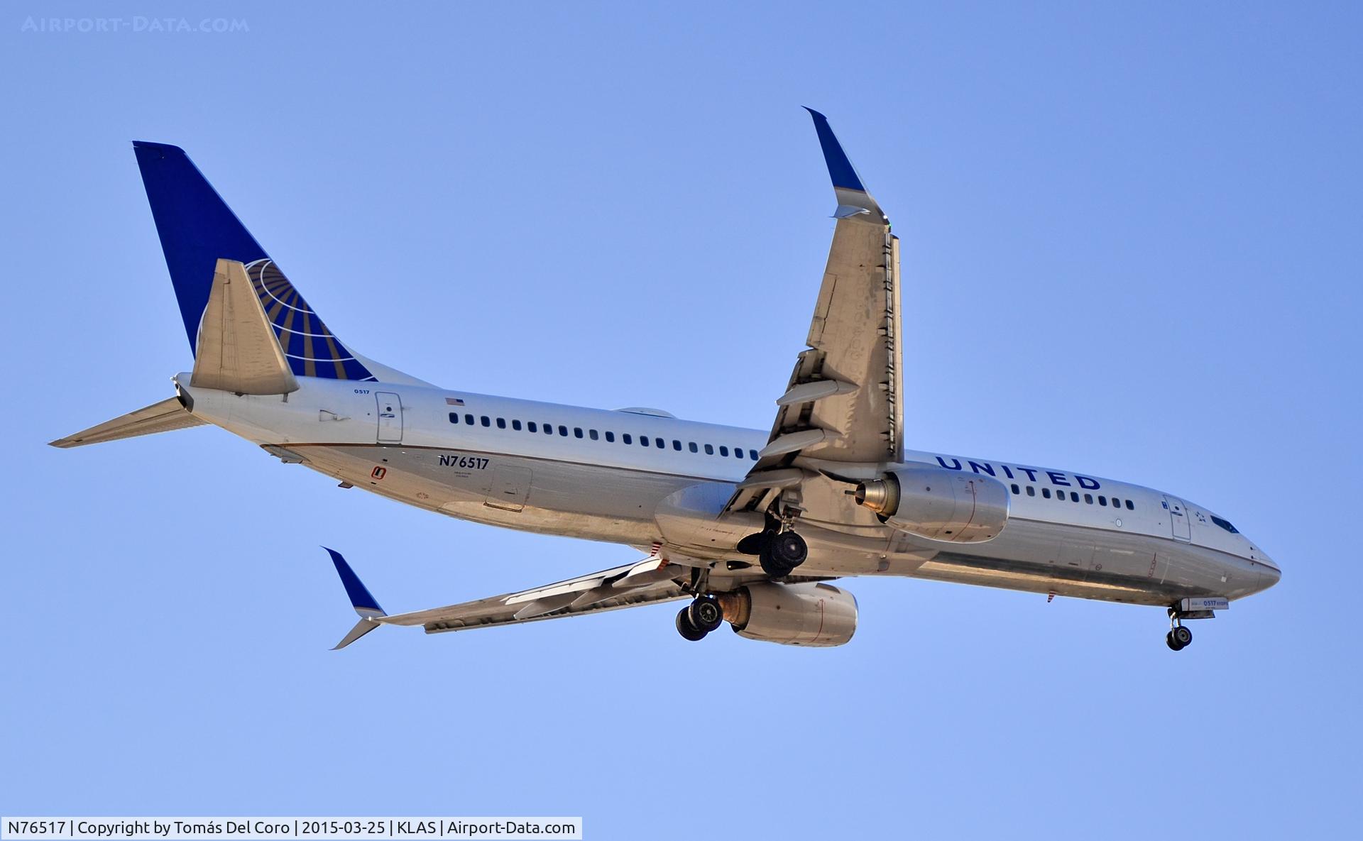 N76517, 2008 Boeing 737-824 C/N 31628, N76517 UNITED AIRLINES 2008 BOEING 737-824 s/n 31628 

Split Scimitar Winlets

Las Vegas - McCarran International Airport (LAS / KLAS)
USA - Nevada March 25, 2015
Photo: Tomás Del Coro