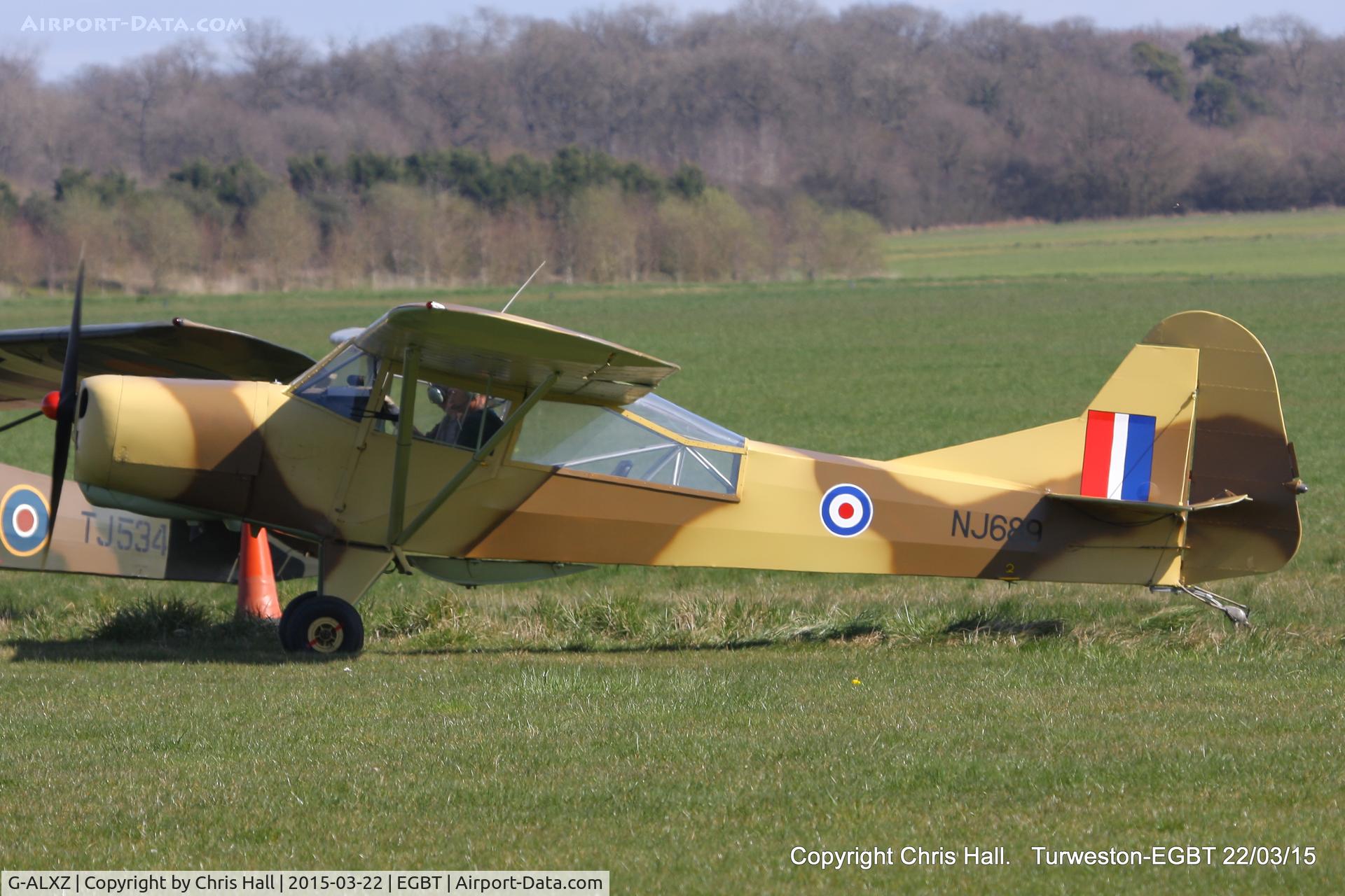 G-ALXZ, 1944 Taylorcraft Auster Mk.5/150 C/N 1082, at the Vintage Aircraft Club spring rally