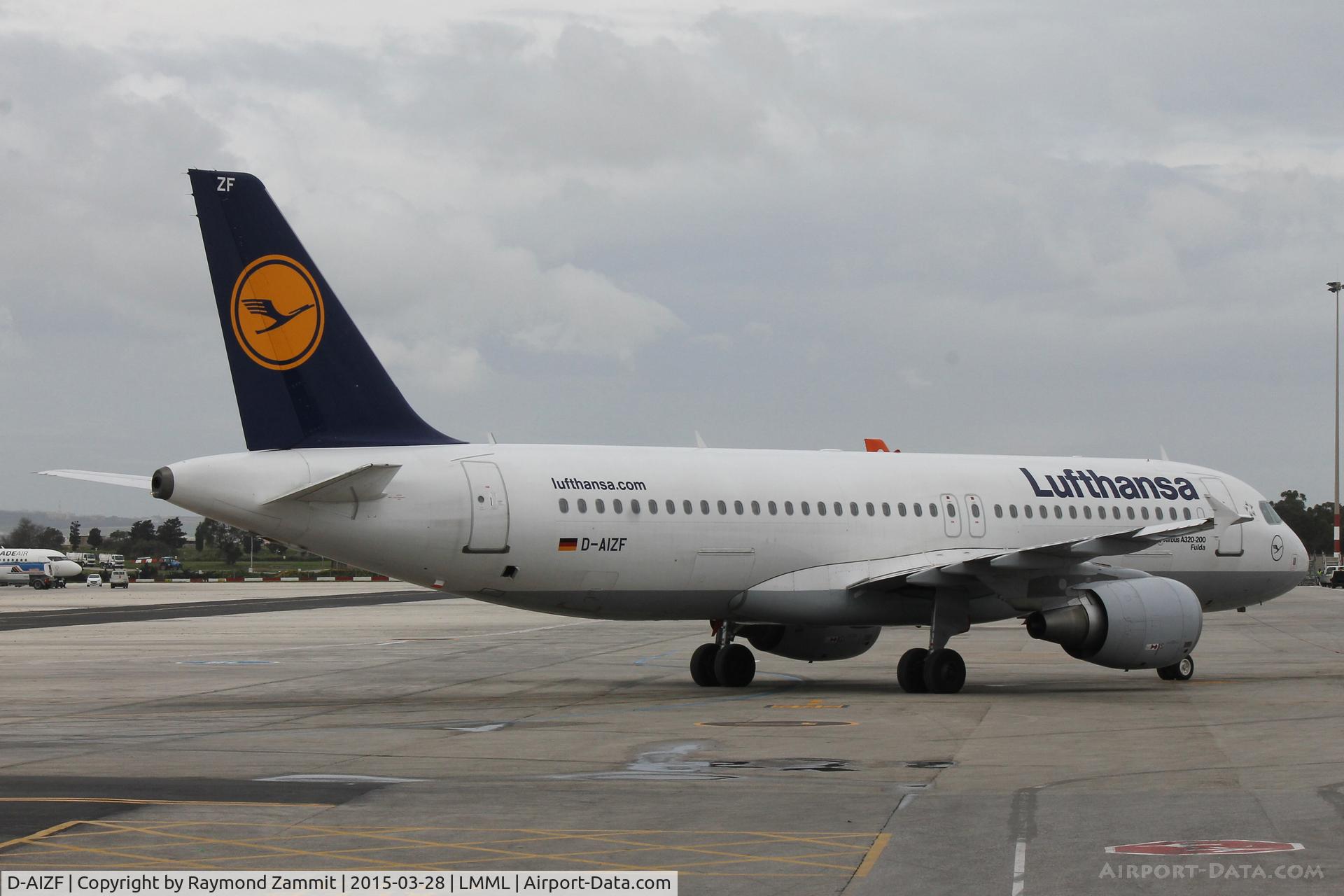 D-AIZF, 2010 Airbus A320-214 C/N 4289, A320 D-AIZF Lufthansa.