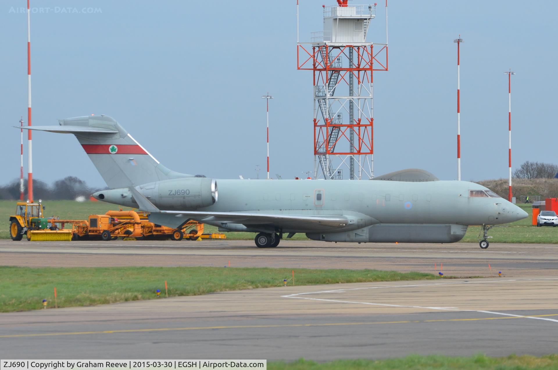 ZJ690, 2004 Bombardier BD-700-1A10 Sentinel R1 C/N 9107, Just landed at Norwich.