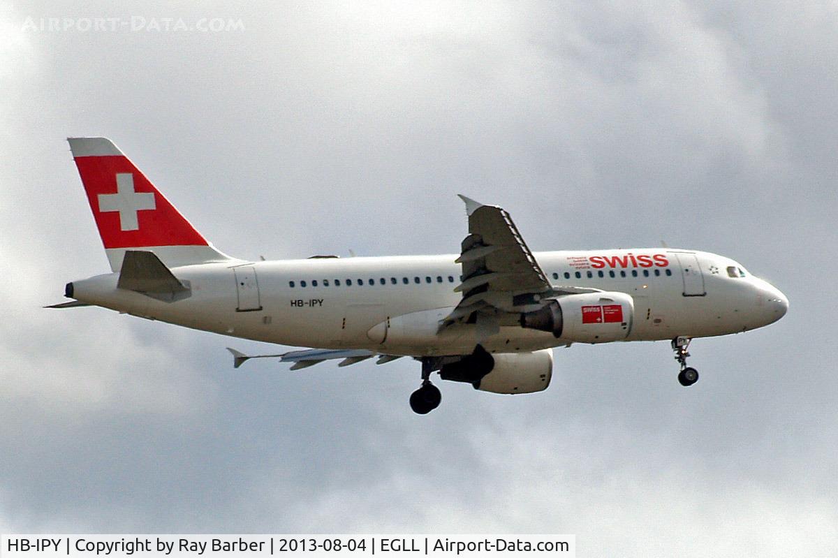 HB-IPY, 1996 Airbus A319-112 C/N 621, Airbus A319-112 [0621] (Swiss International Air Lines) Home~G 04/08/2013. On approach 27L.