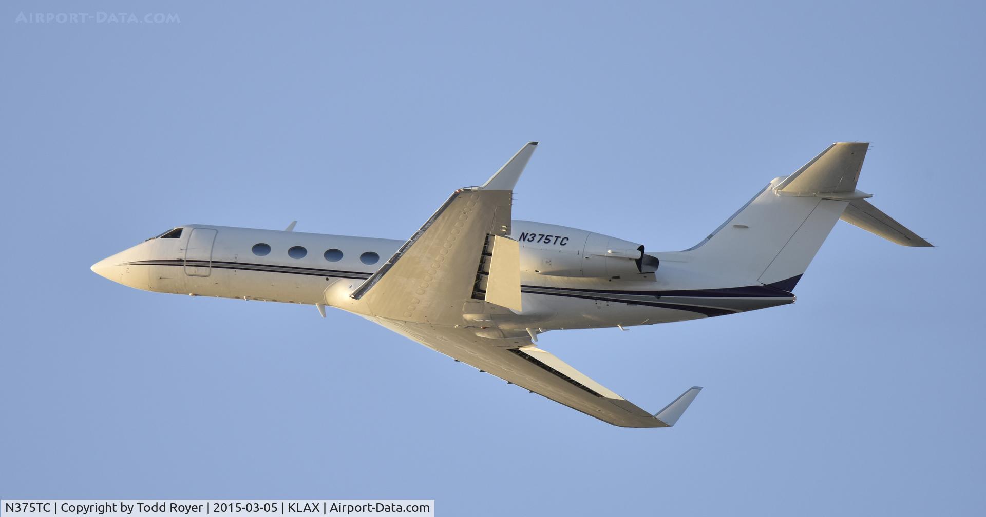 N375TC, 1990 Gulfstream Aerospace G-IV C/N 1133, Departing LAX on 25R