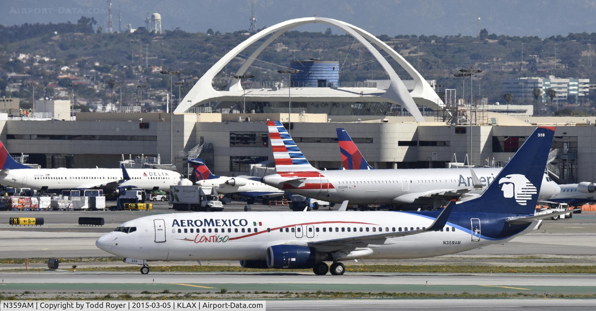 N359AM, 2001 Boeing 737-8CX C/N 32359, Arrived at LAX on 25L