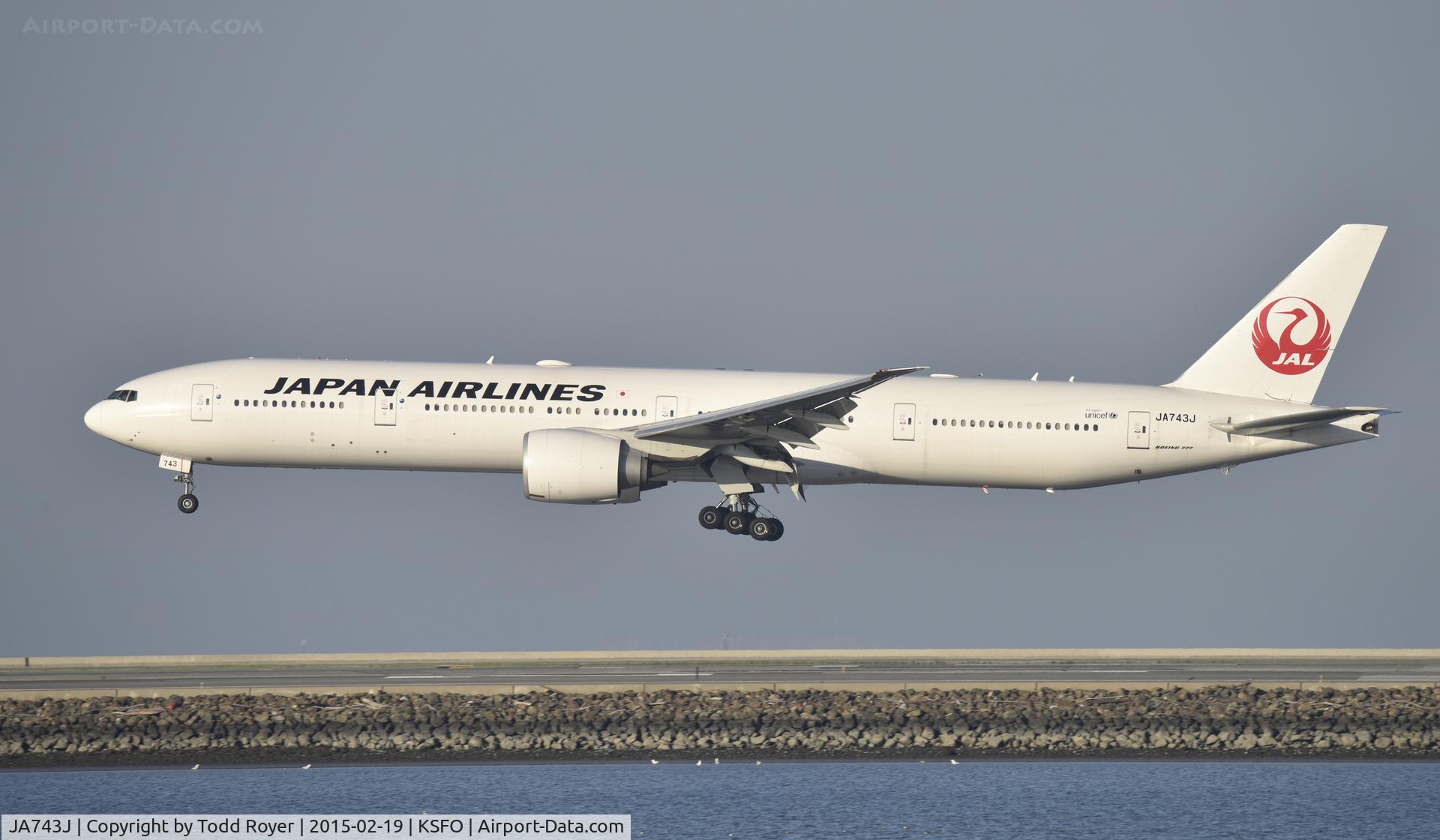 JA743J, 2009 Boeing 777-346/ER C/N 36130, Landing at SFO