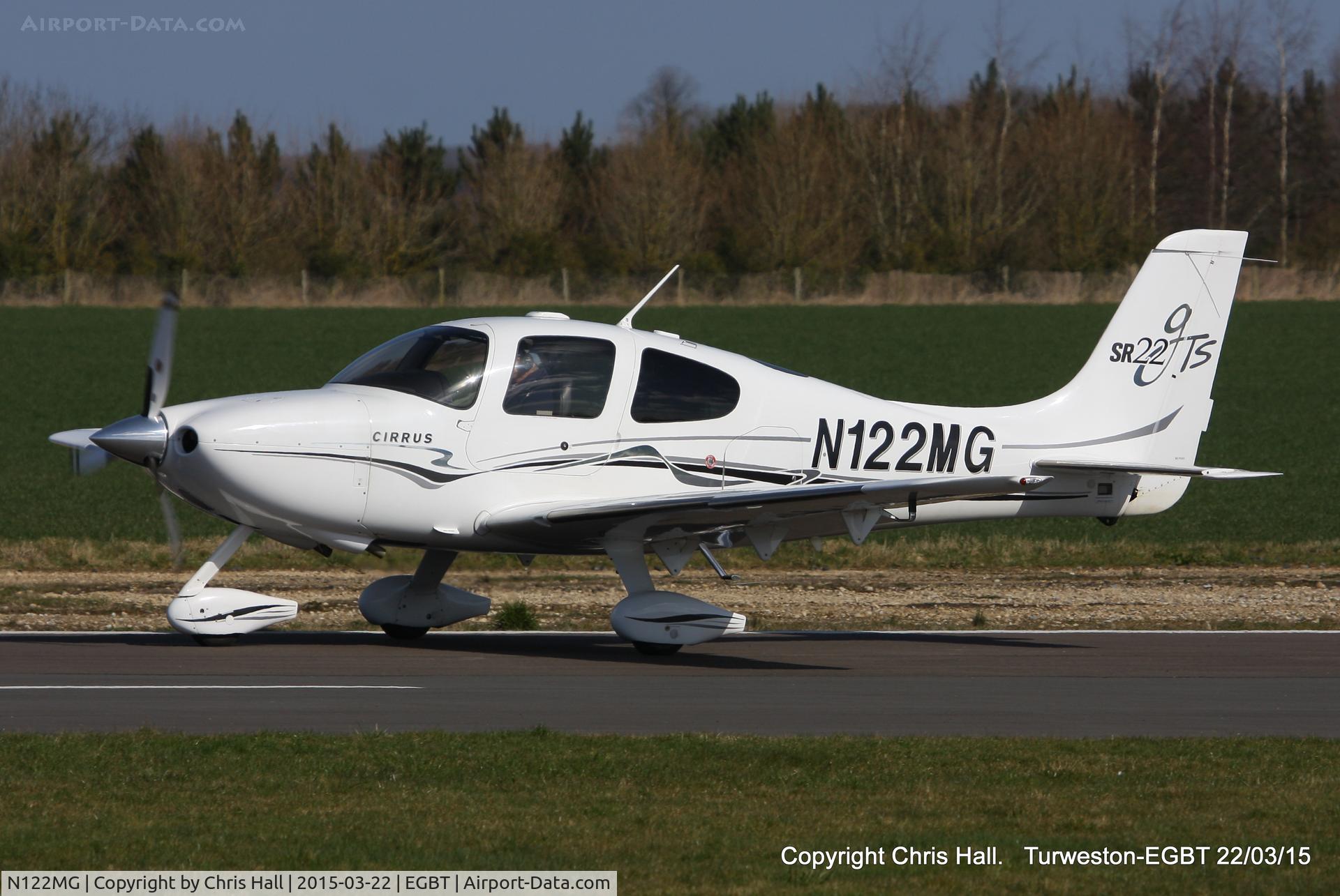 N122MG, 2005 Cirrus SR22 GTS C/N 1250, at the Vintage Aircraft Club spring rally