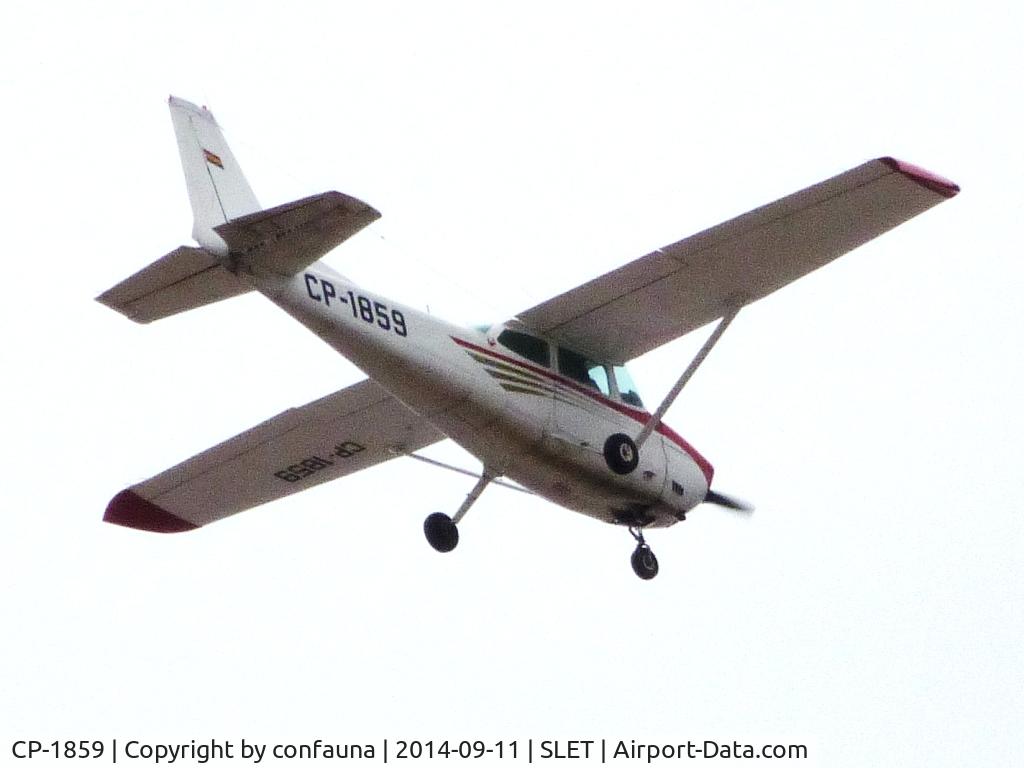 CP-1859, 1983 Cessna 172N C/N 17269469, Over Santa Cruz city