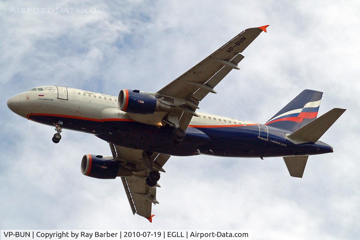 VP-BUN, 2007 Airbus A319-111 C/N 3298, Airbus A319-111 [3298] (Aeroflot Russian Airlines) Home~G 19/07/2010. On approach 27R.