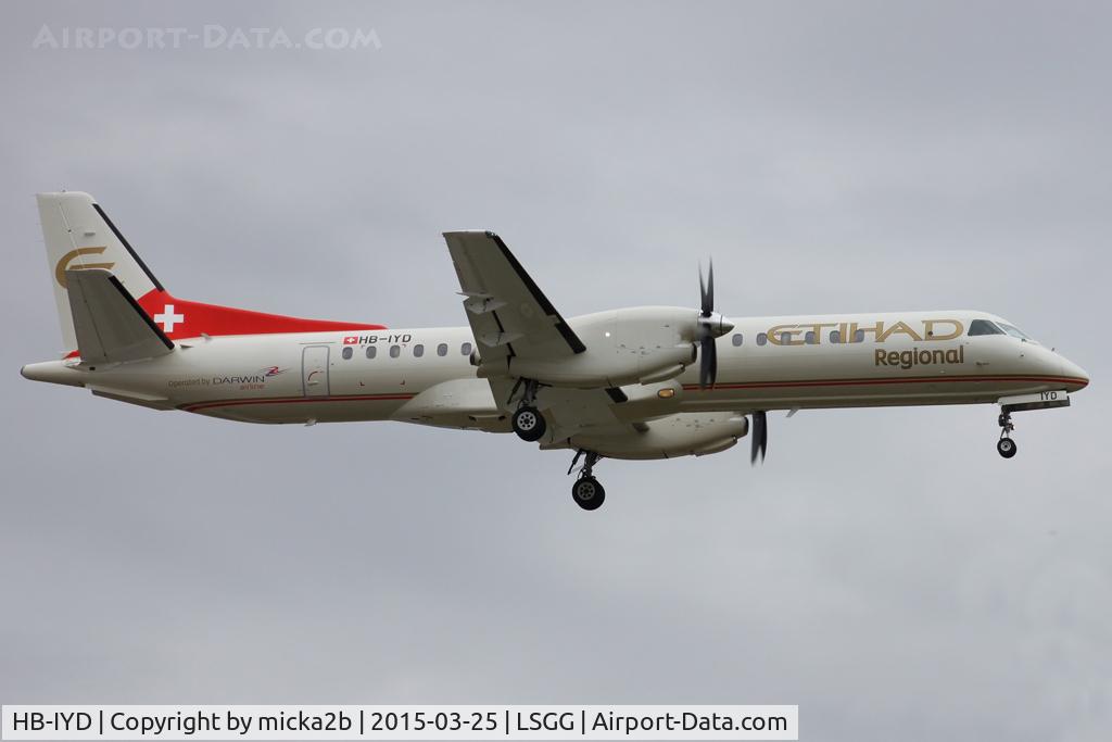 HB-IYD, 1998 Saab 2000 C/N 2000-059, Landing