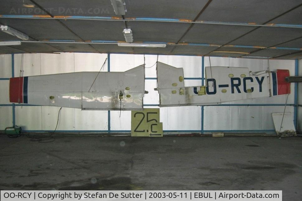OO-RCY, 1989 Piper PA-28-161 Cadet C/N 2841166, Severely damaged during an emergency landing at Donk-Maldegem (B) on 28 March 1993. Wreckage stored and used as spare parts.