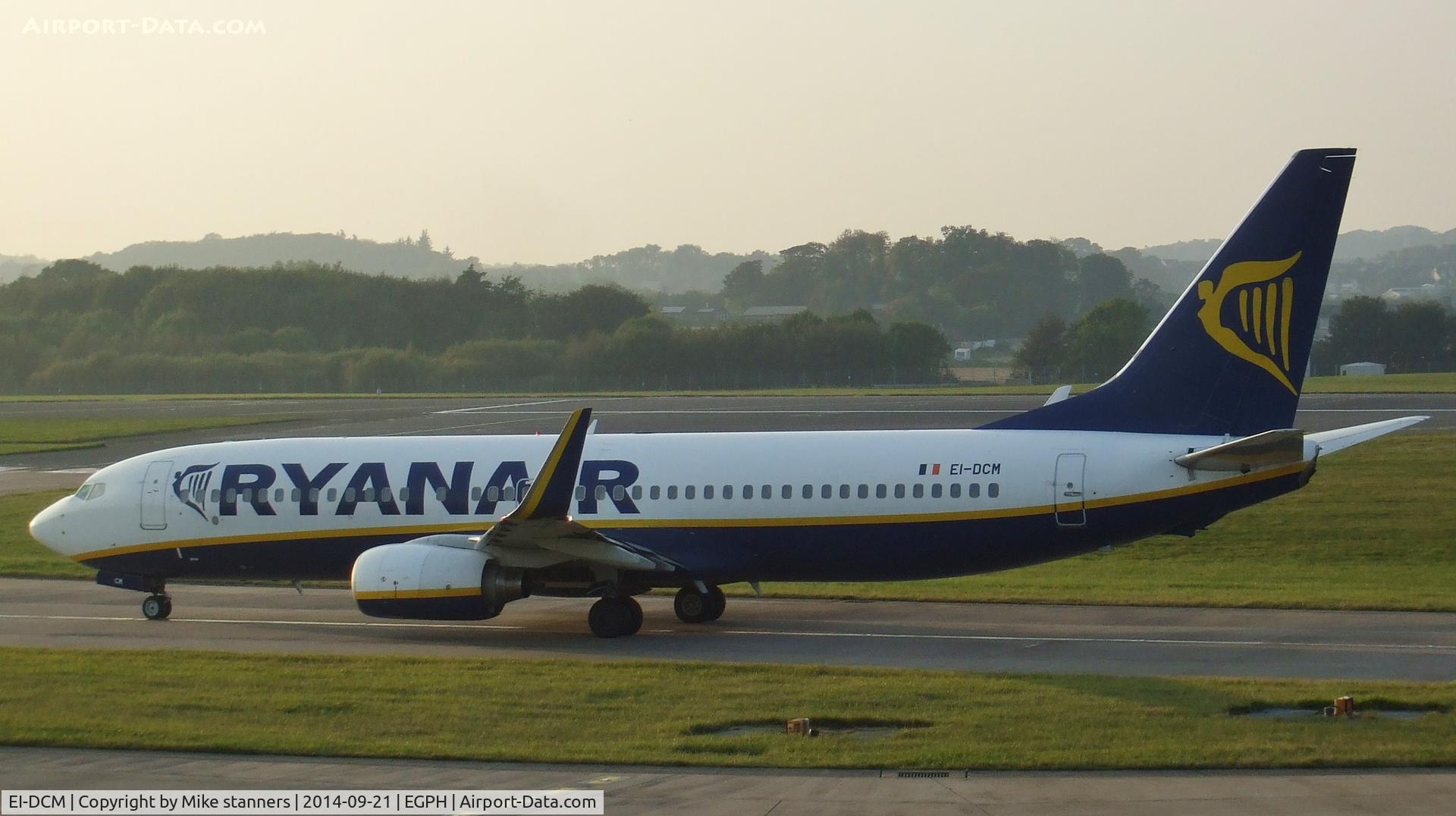 EI-DCM, 2004 Boeing 737-8AS C/N 33807, 