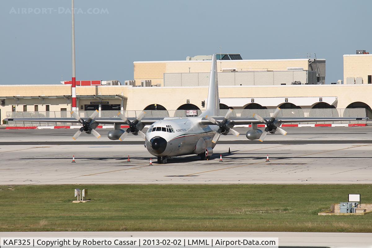 KAF325, 1983 Lockheed L-100-30 Hercules (L-382G) C/N 382-4955, Park 9