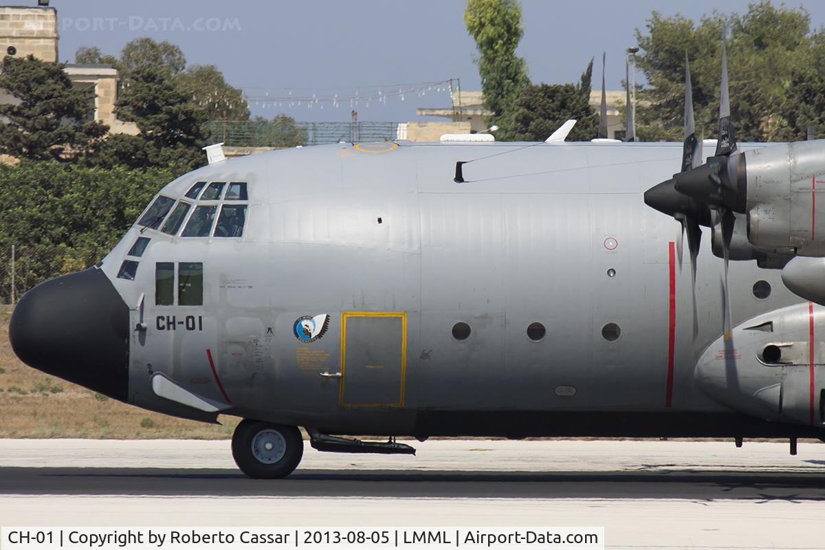 CH-01, 1971 Lockheed C-130H Hercules C/N 382-4455, Runway 31