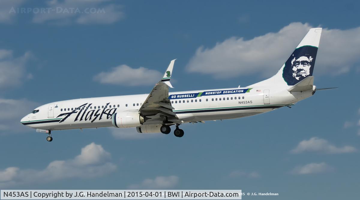 N453AS, 2014 Boeing 737-990/ER C/N 36354, On final to 33L.