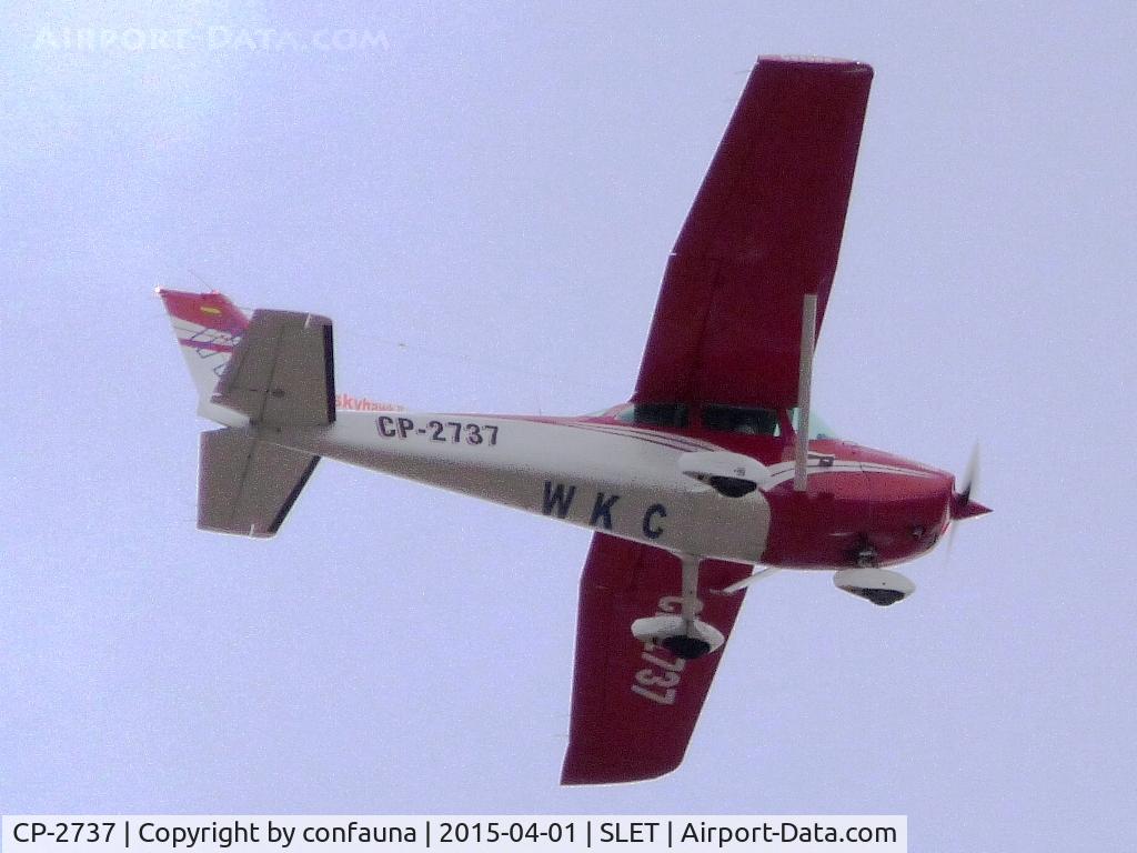 CP-2737, Cessna 172M C/N 17266039, WKC trainer arriving to El Trompillo