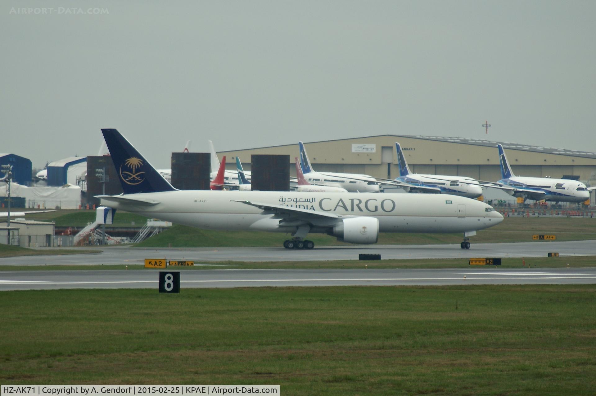 HZ-AK71, 2015 Boeing 777-FFG C/N 60337, Saudi Arabian Airlines Cargo is here taxiing to the runway at Everett - Paine Field(KPAE)