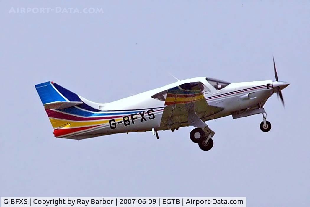 G-BFXS, 1977 Rockwell Commander 114 C/N 14271, Rockwell Commander 114 [14271] Booker~G 09/06/2007