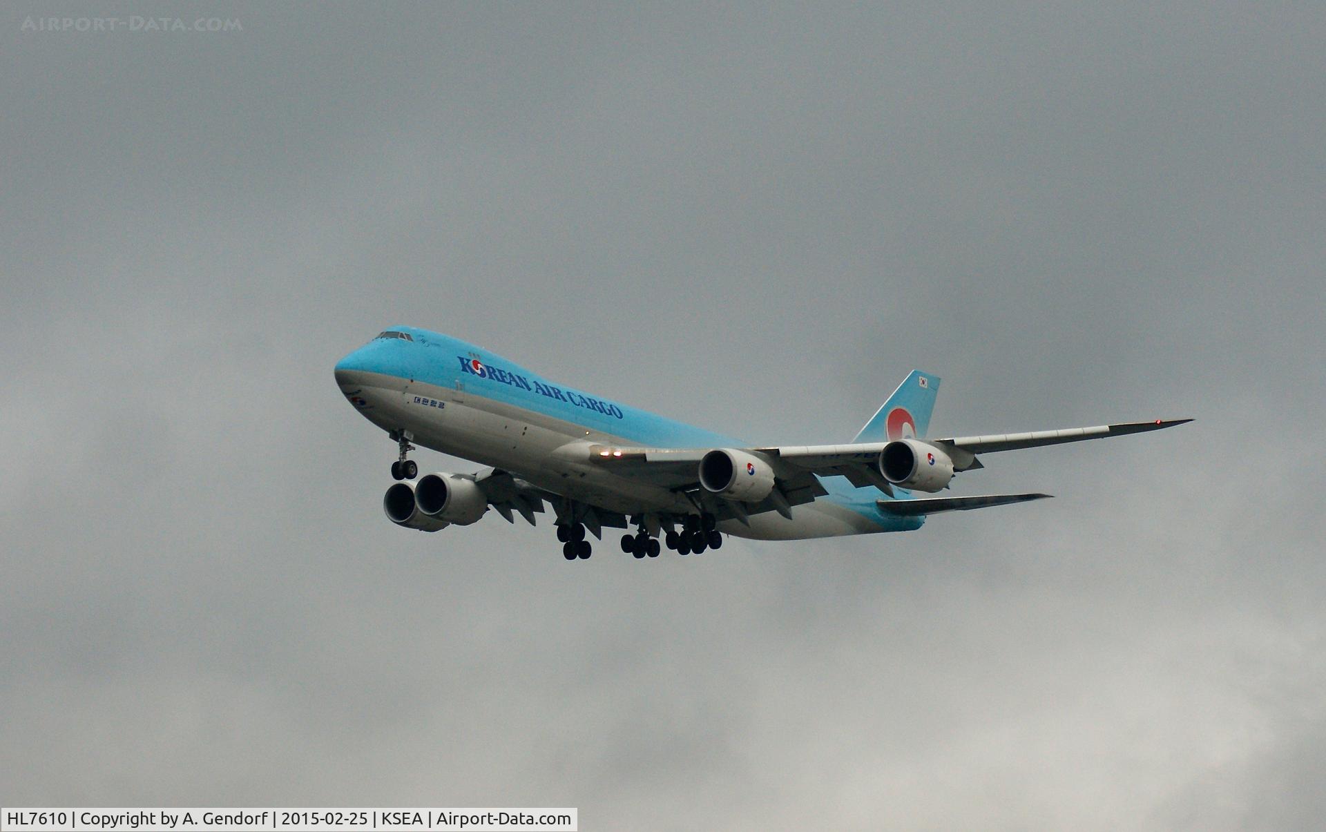 HL7610, 2012 Boeing 747-8HT/F C/N 37133, Korean Air Cargo, here on short finals RWY 16C at Seattle-Tacoma Int'l(KSEA)