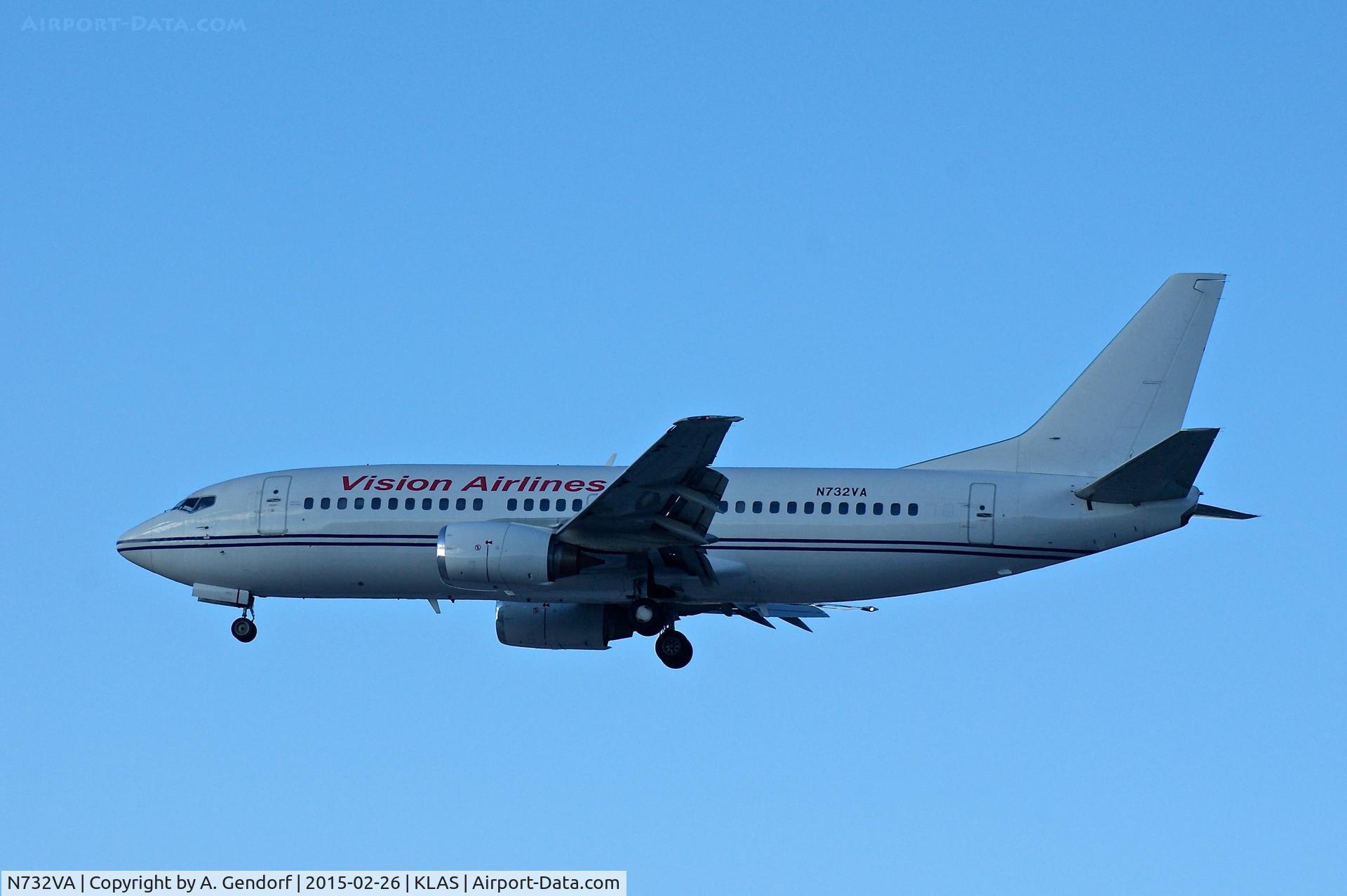 N732VA, 1985 Boeing 737-3TO C/N 23366, Vision Airlines, here on short finals at Las Vegas Int'l(KLAS)