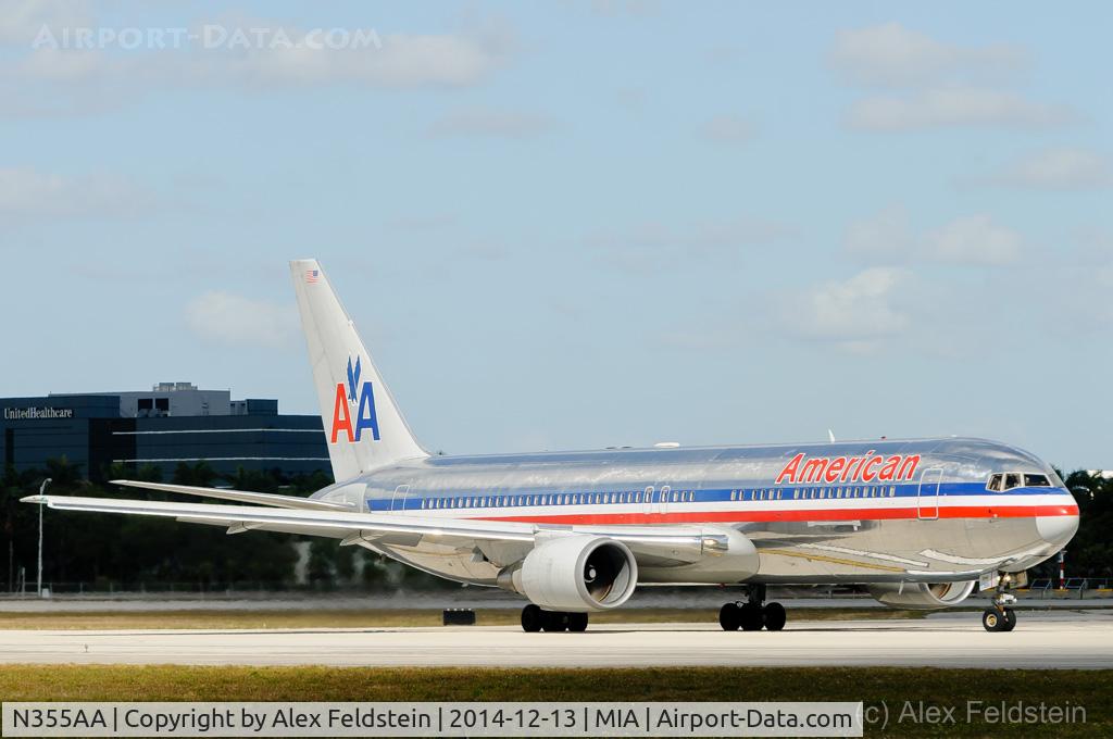 N355AA, 1988 Boeing 767-323/ER C/N 24036, Miami