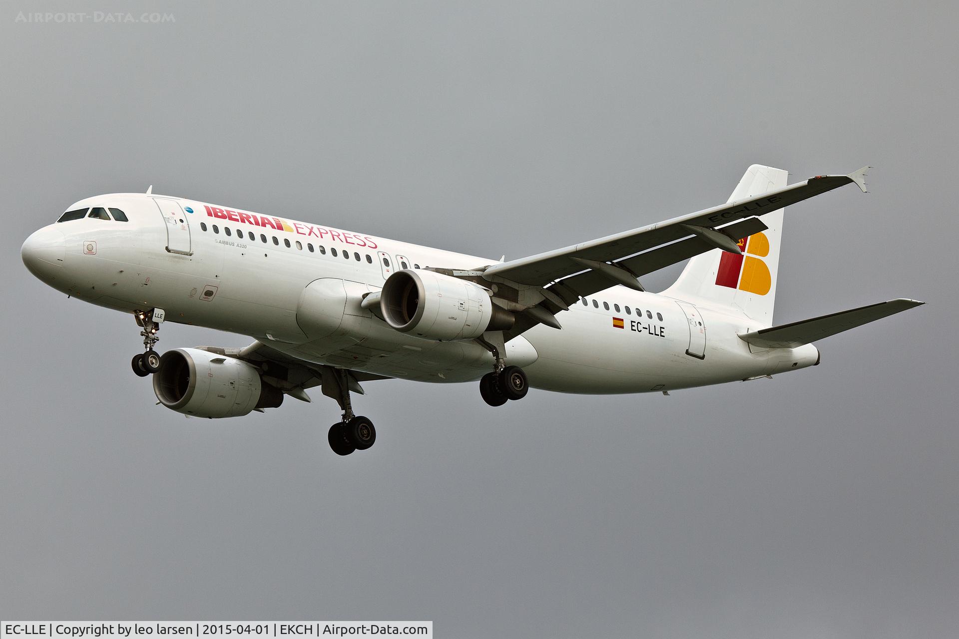 EC-LLE, 1999 Airbus A320-214 C/N 1119, Copenhagen 1.4.15 app to R-30