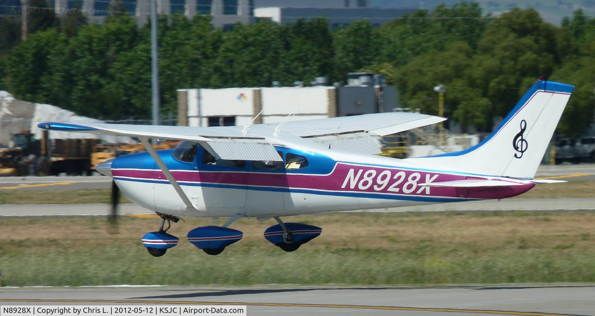 N8928X, 1961 Cessna 182D Skylane C/N 18253328, A 1961 Cessna 182 landing early on 30L at San Jose International. I've seen this one at Reid-Hillview once before, and I may have a picture of it there too.