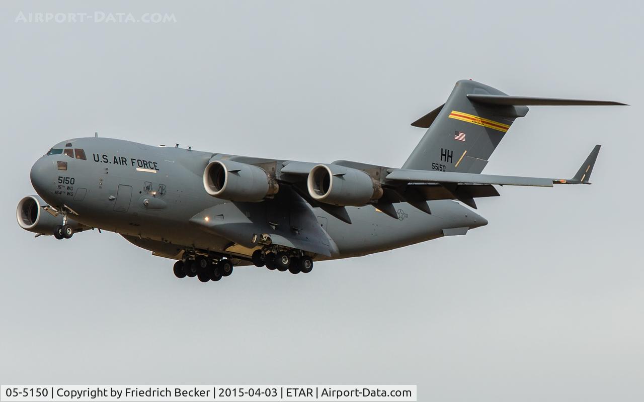 05-5150, 2005 Boeing C-17A Globemaster III C/N P-150, on final RW26