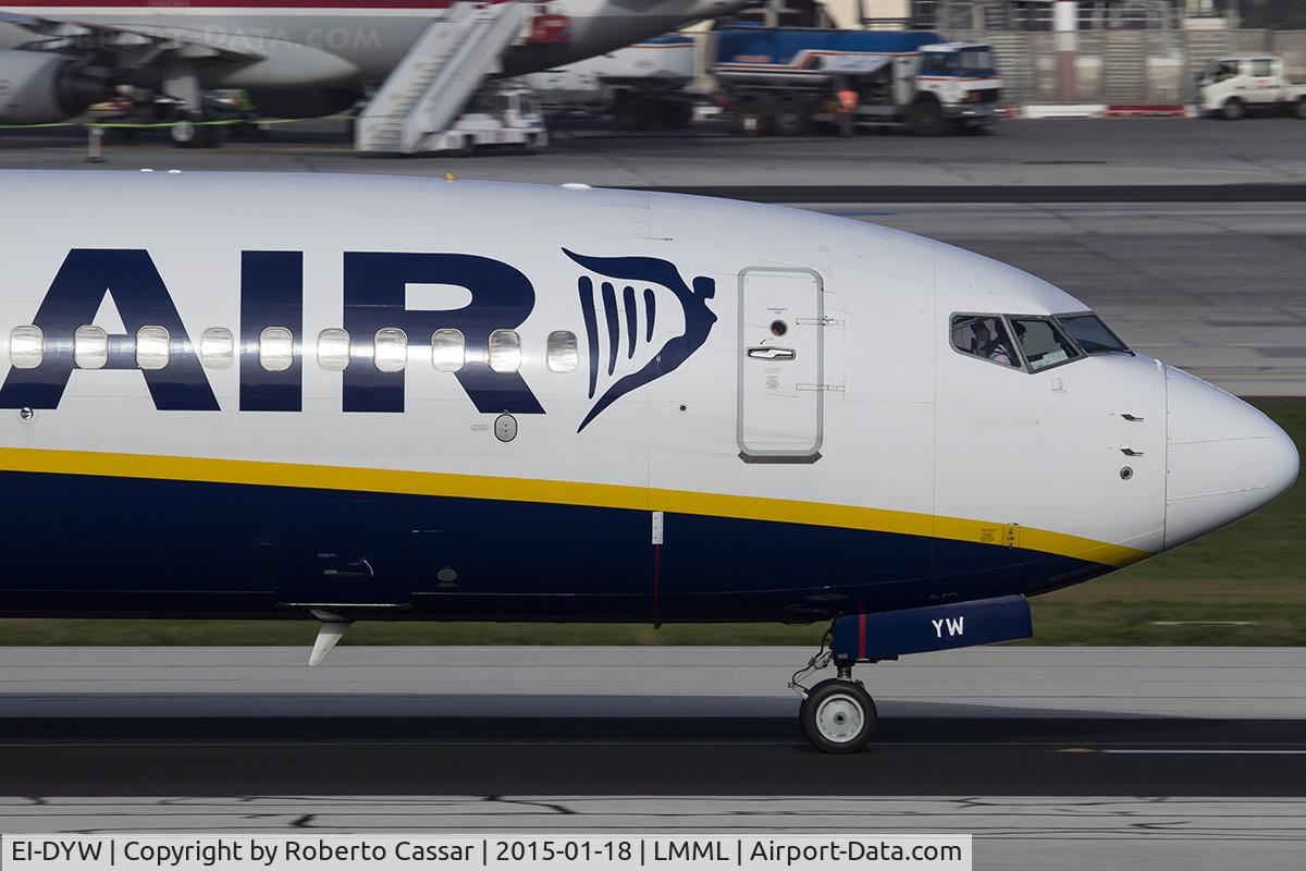 EI-DYW, 2008 Boeing 737-8AS C/N 33635, Runway 13