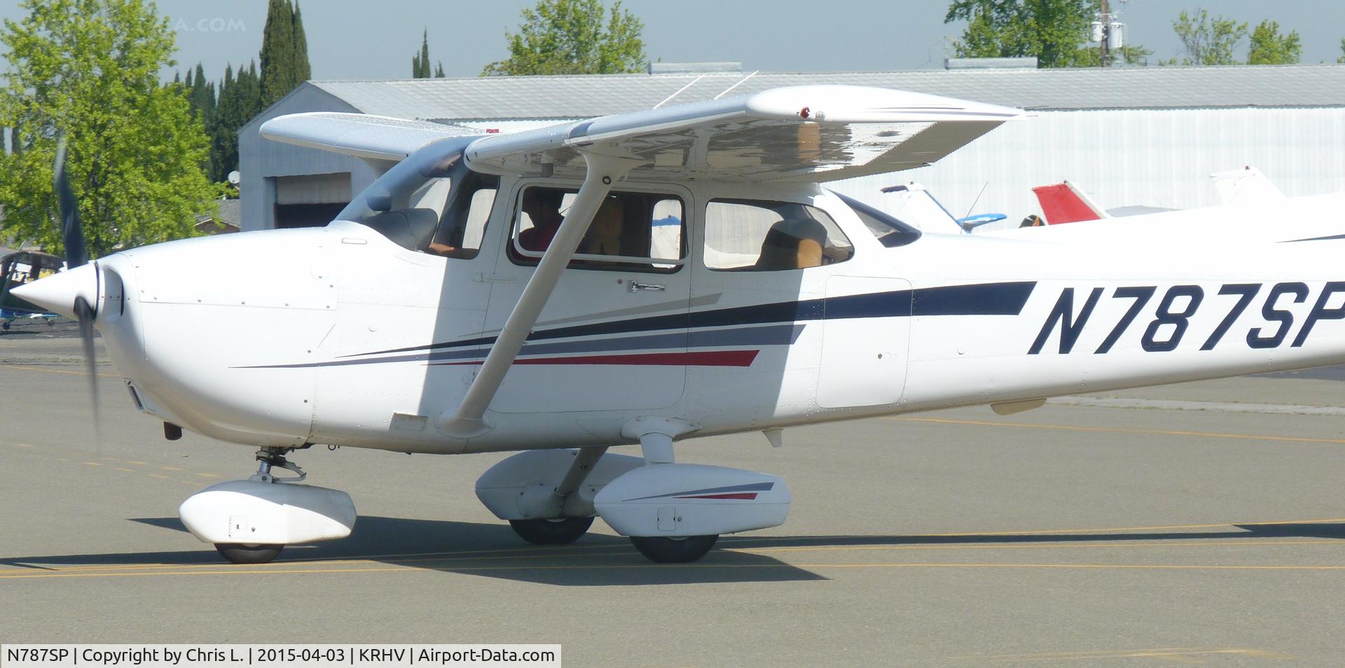 N787SP, 2001 Cessna 172S C/N 172S8714, A local 2001 Cessna 172S owned by TradeWinds taxing out for departure.