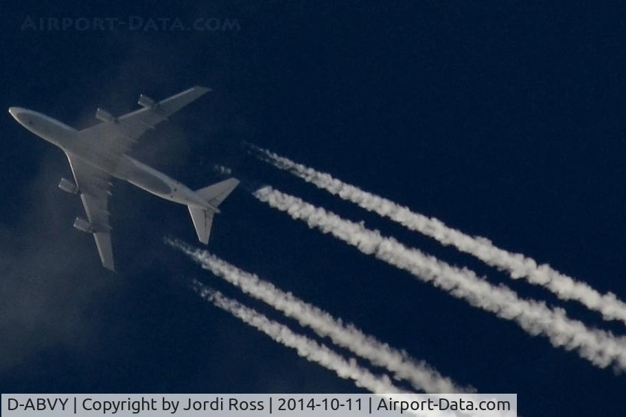 D-ABVY, 2000 Boeing 747-430 C/N 29869, High over Kent