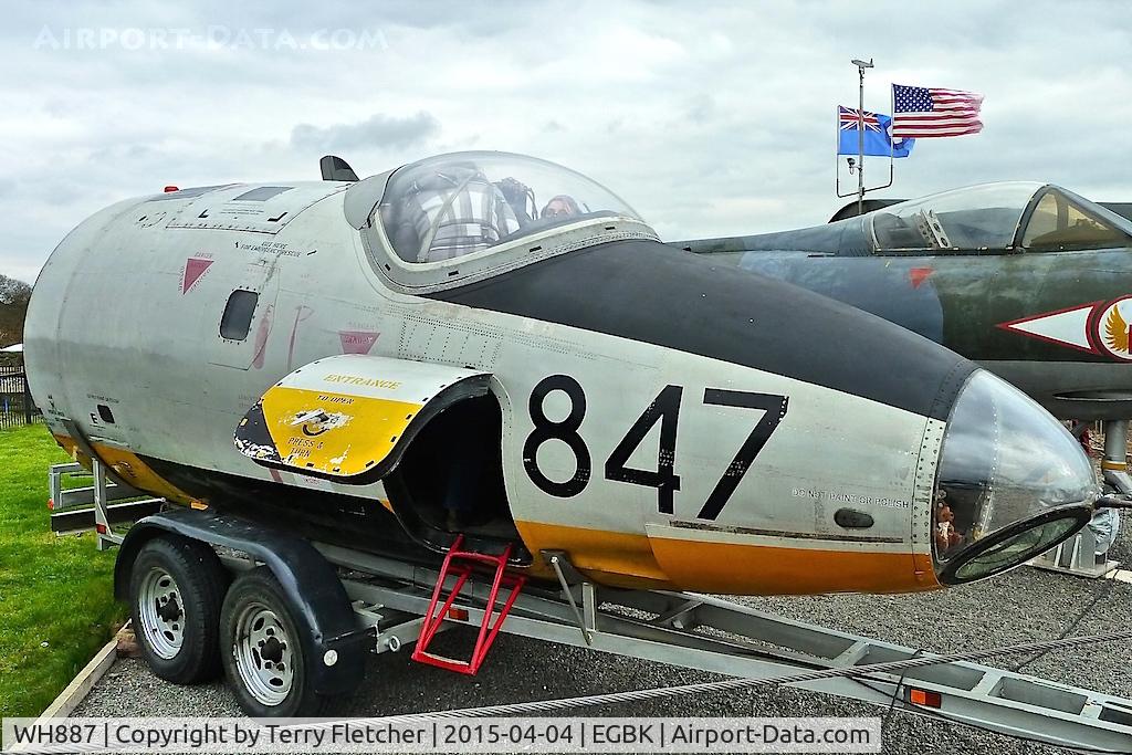 WH887, English Electric Canberra TT.18 C/N SH1644, At Sywell