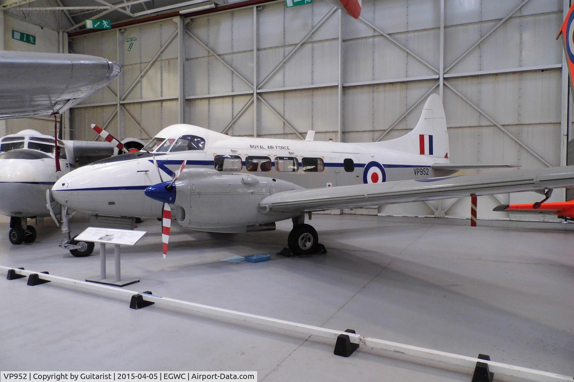 VP952, De Havilland DH-104 Devon C.2 C/N 04048, Cosford Air Museum