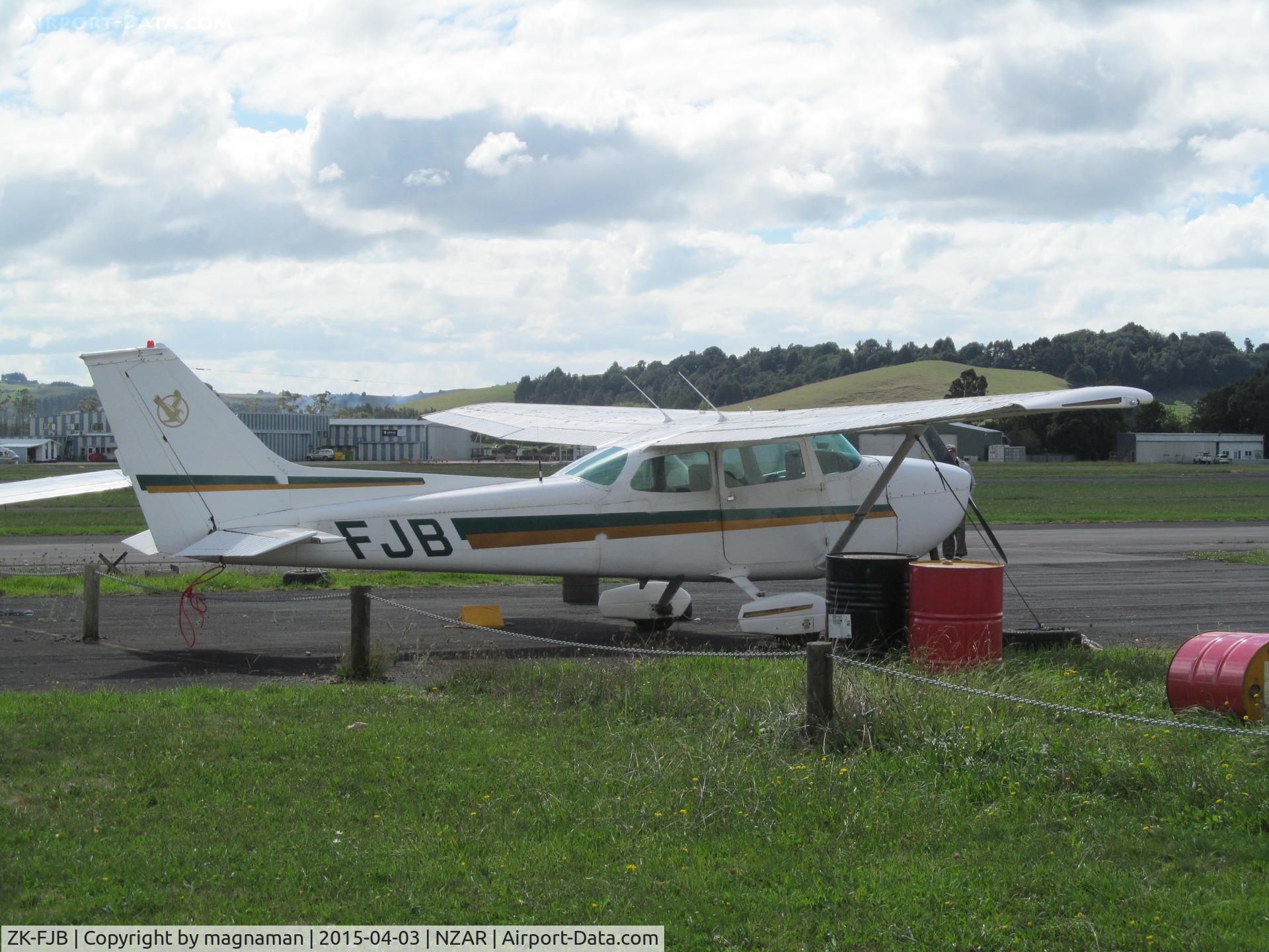 ZK-FJB, Cessna 172M C/N 17265126, Awaiting maintenance at Ardmore