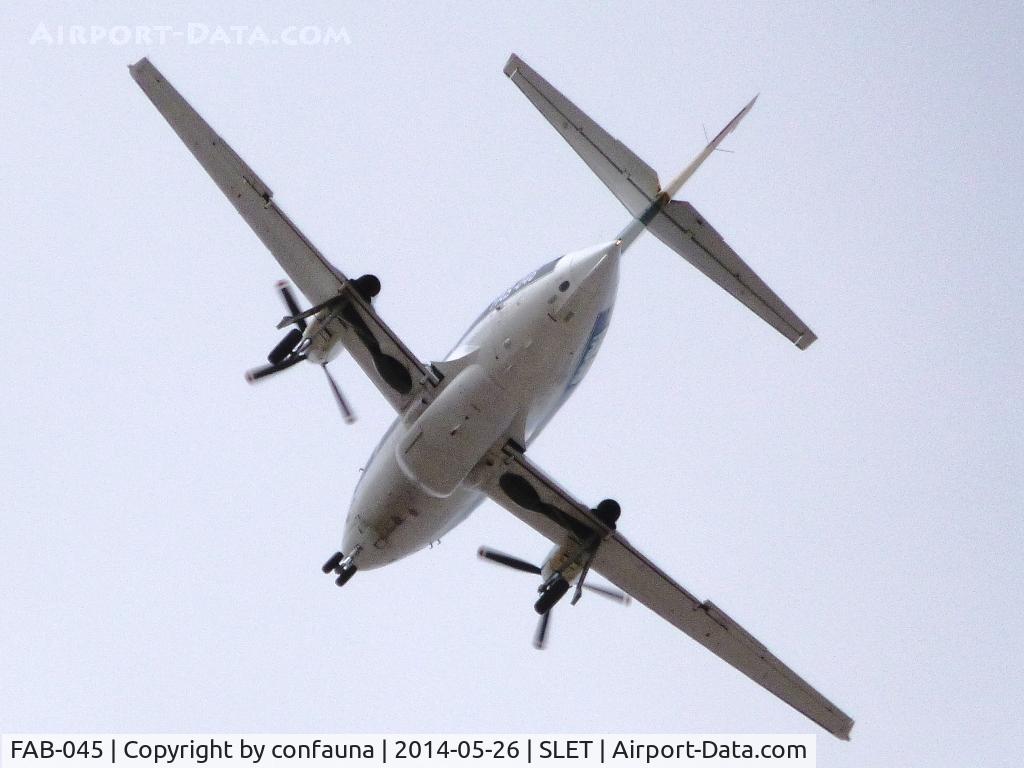 FAB-045, British Aerospace BAe-3201 Jetstream 32EP C/N 907, Arriving to El Trompillo