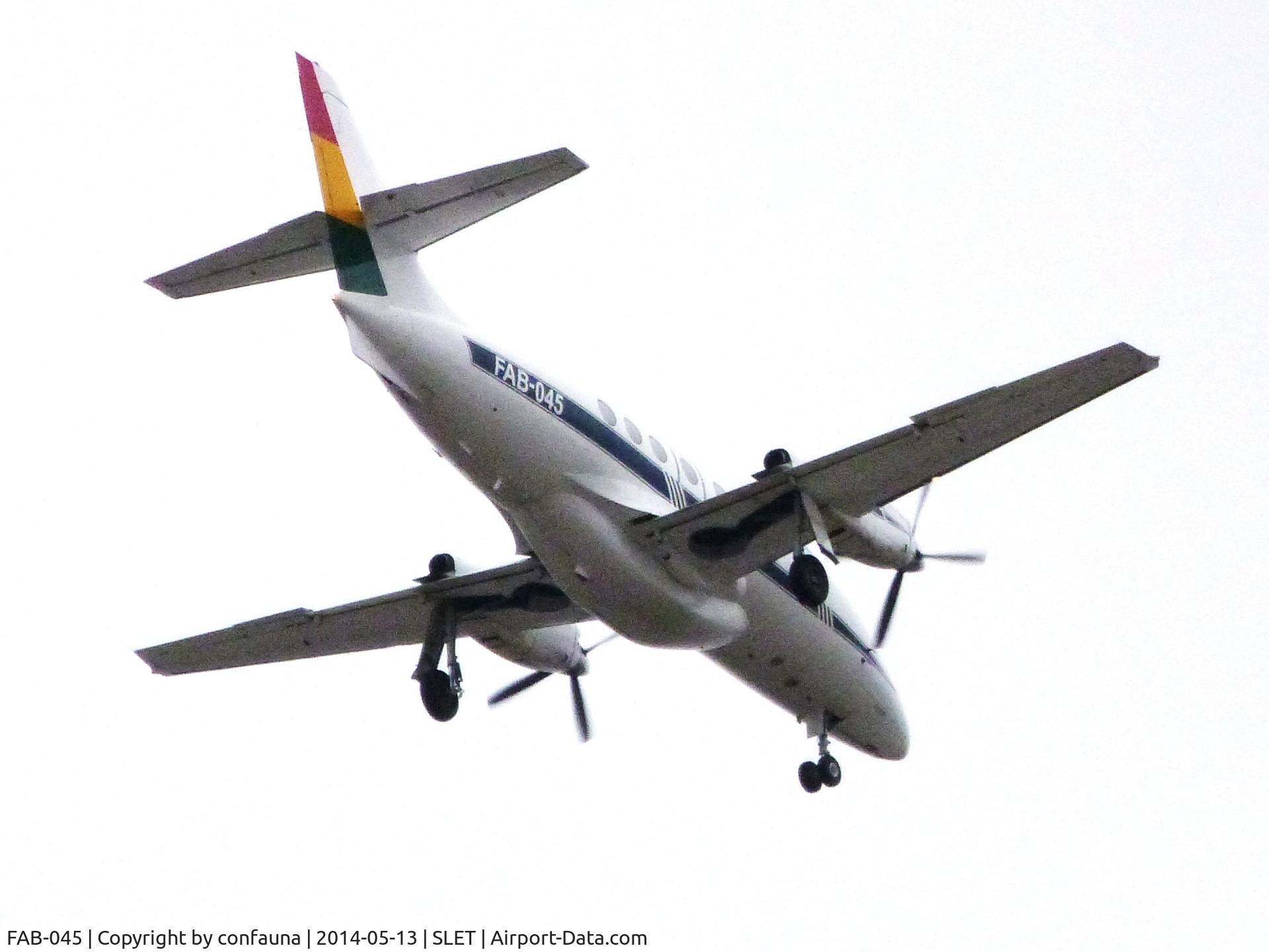 FAB-045, British Aerospace BAe-3201 Jetstream 32EP C/N 907, Arriving to El Trompillo