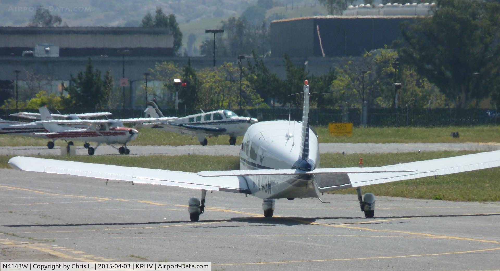 N4143W, 1967 Piper PA-32-300 Cherokee Six C/N 32-40211, A local 1967 Piper Cherokee taxing out from the south tie downs for a quick VFR flight from Reid Hillview.